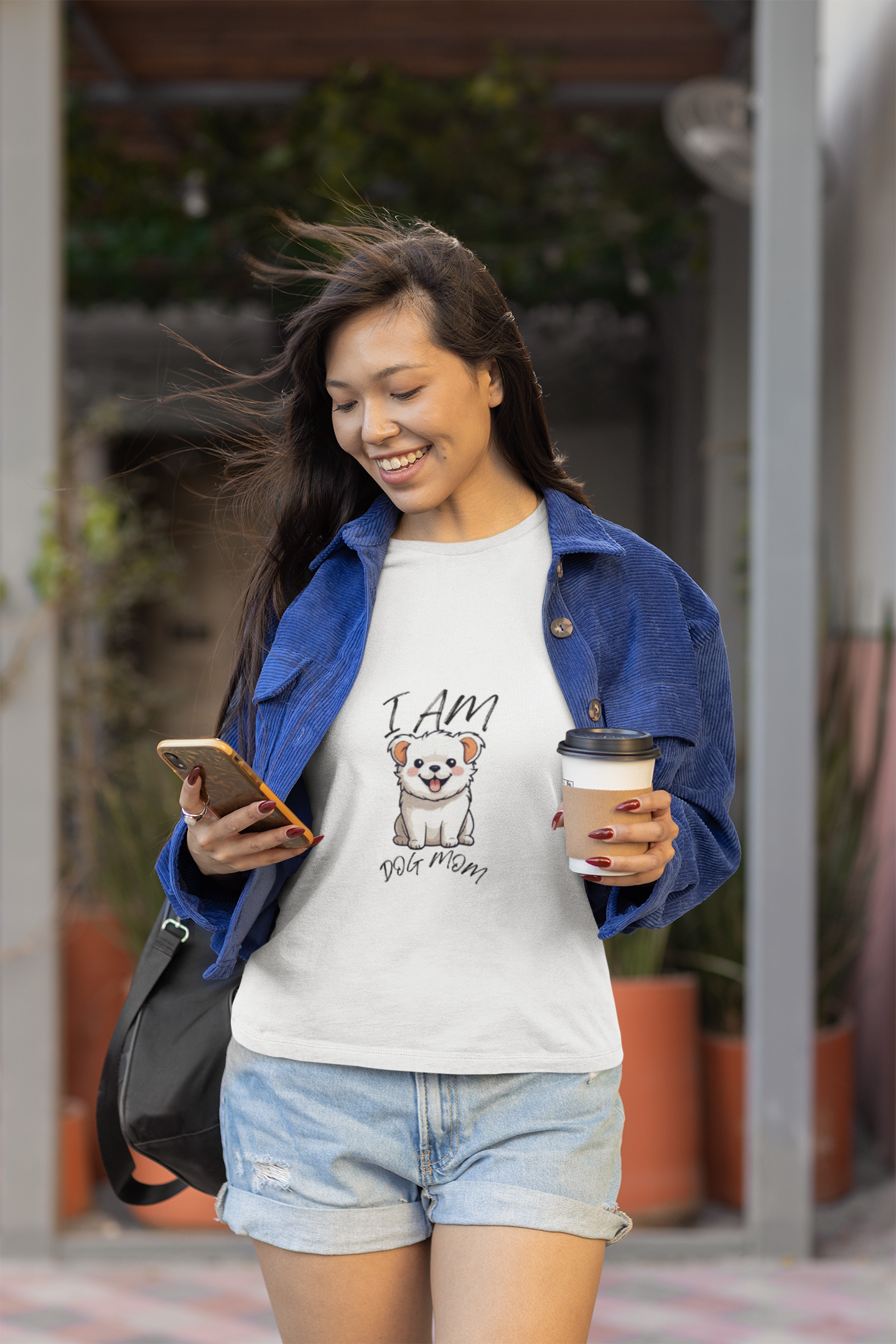 DOG MOM